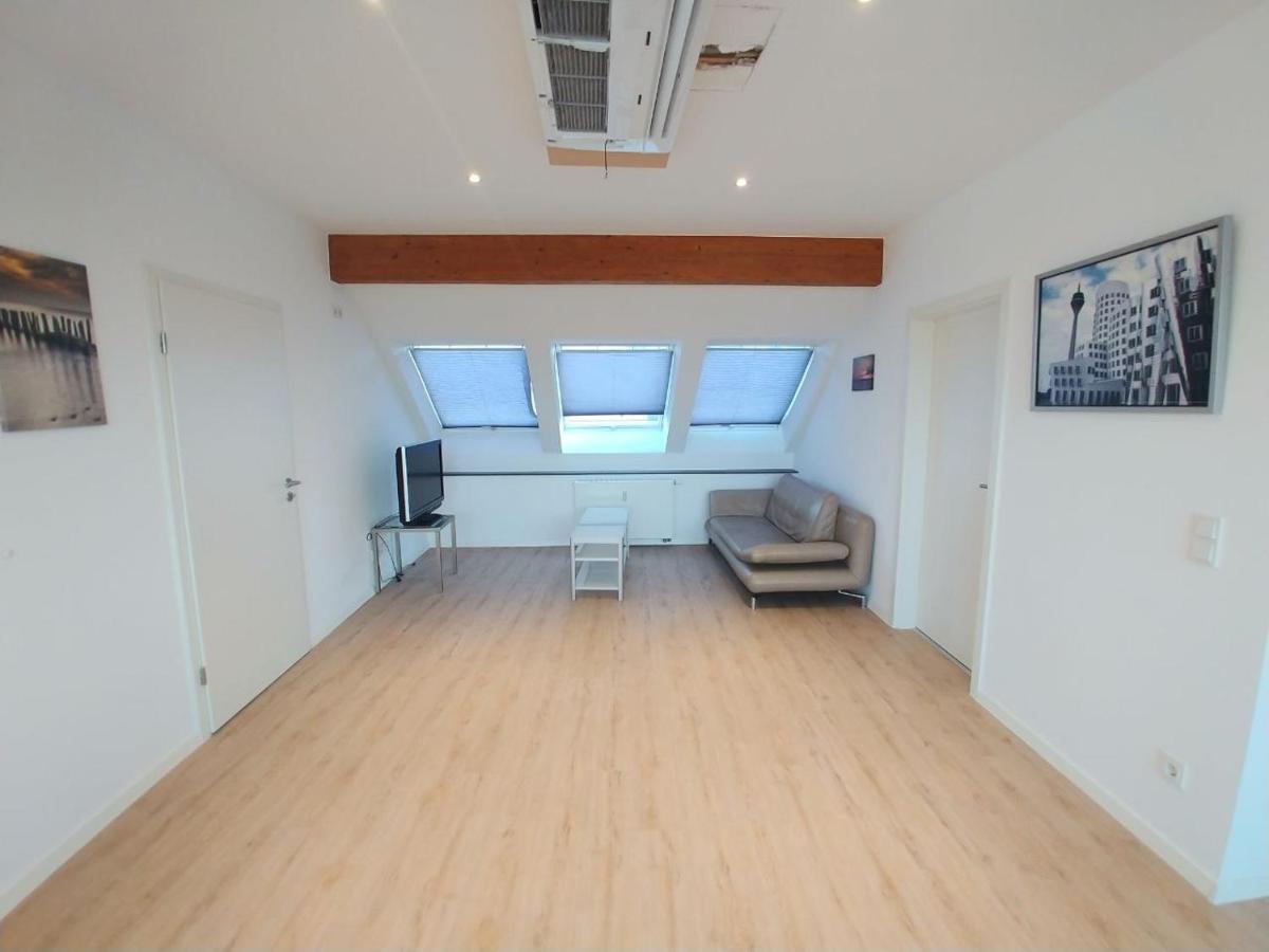 Appartement Studio-apartment Am Wehrhahn 38 *